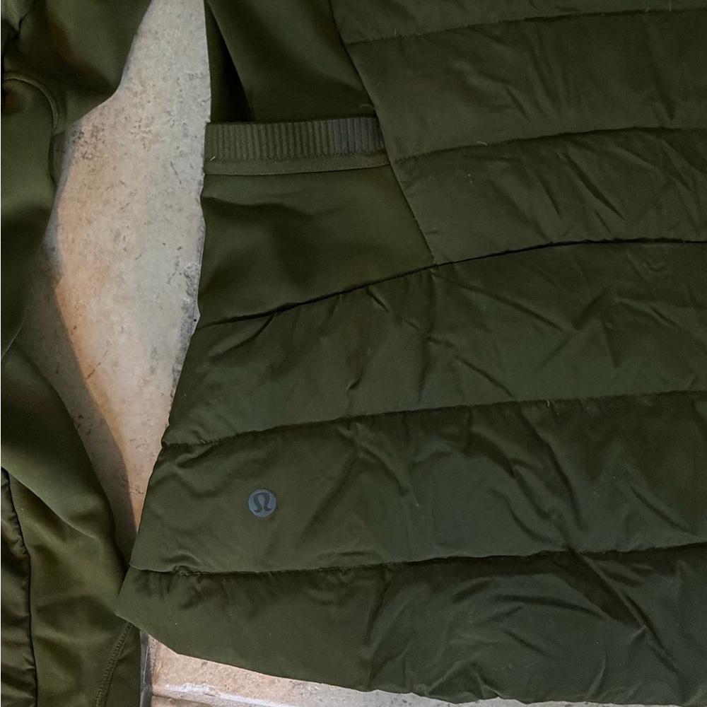 Lululemon Down for it All Jacket - Picture 5 of 6